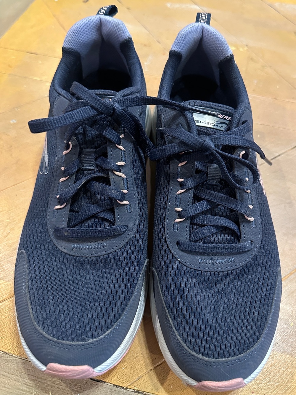 Skechers Skech-Air Air Cooled Memory Foam sneakers 💙🩷